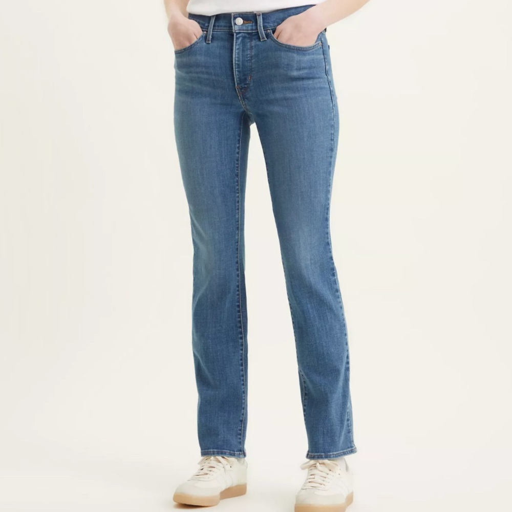Levi’s 314™ SHAPING STRAIGHT JEANS - SIZE 30